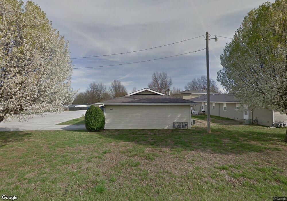 627 W Meadowview Dr unit 3, Nixa, MO 65714 - photo 1