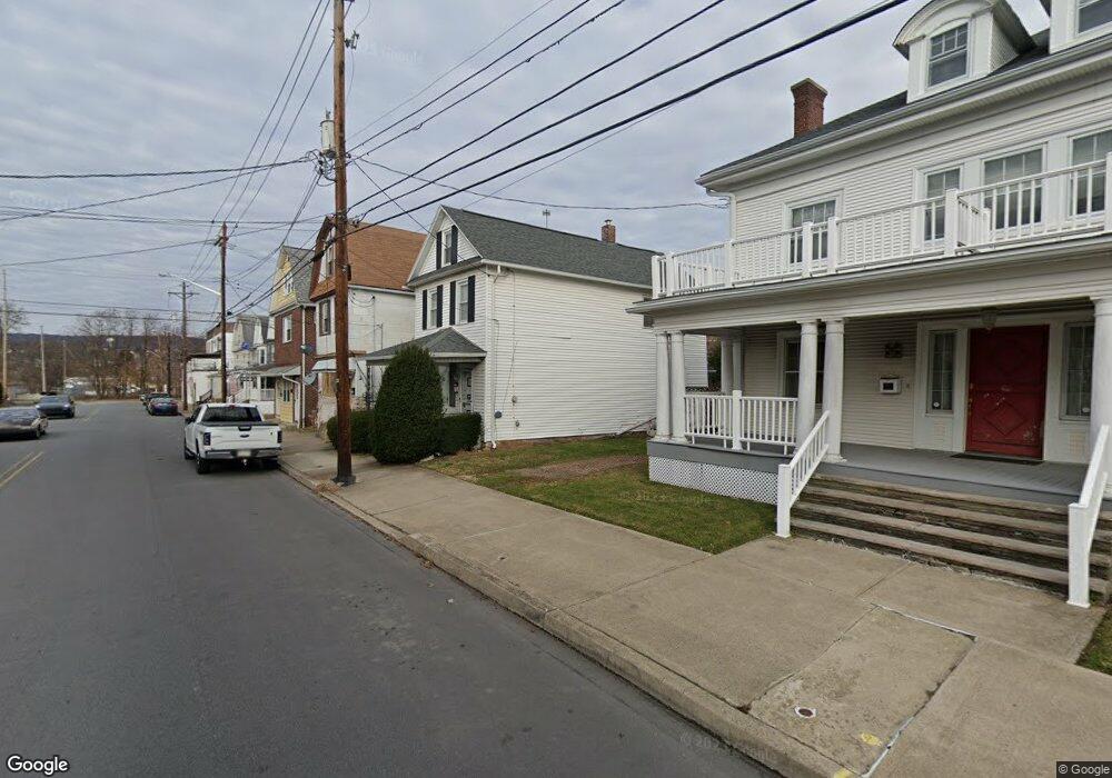 903 W Market St, Kingston, PA 18704 - photo 1