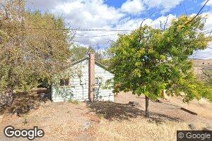 111 Deschutes Ave, Maupin, OR 97037