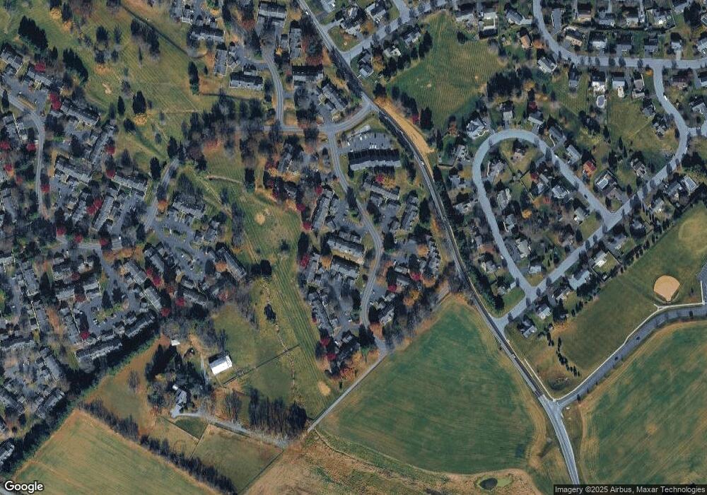 214 Barrington Ct, Palmyra, PA 17078 - photo 1