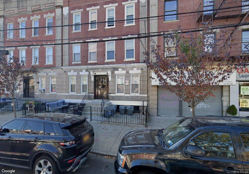 4406 25th Ave unit 8, Astoria, NY 11103 - photo 1