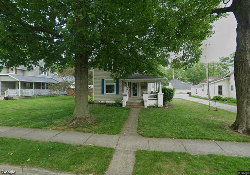 351 N Madison St, Nappanee, IN 46550 - photo 1