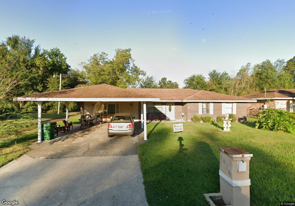 1016 Clover Cir, Picayune, MS 39466 - photo 1