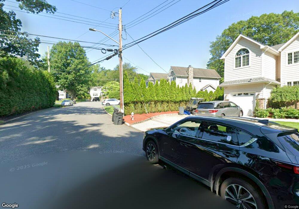 11 Deacon Place, Cresskill, NJ 07626 - photo 1