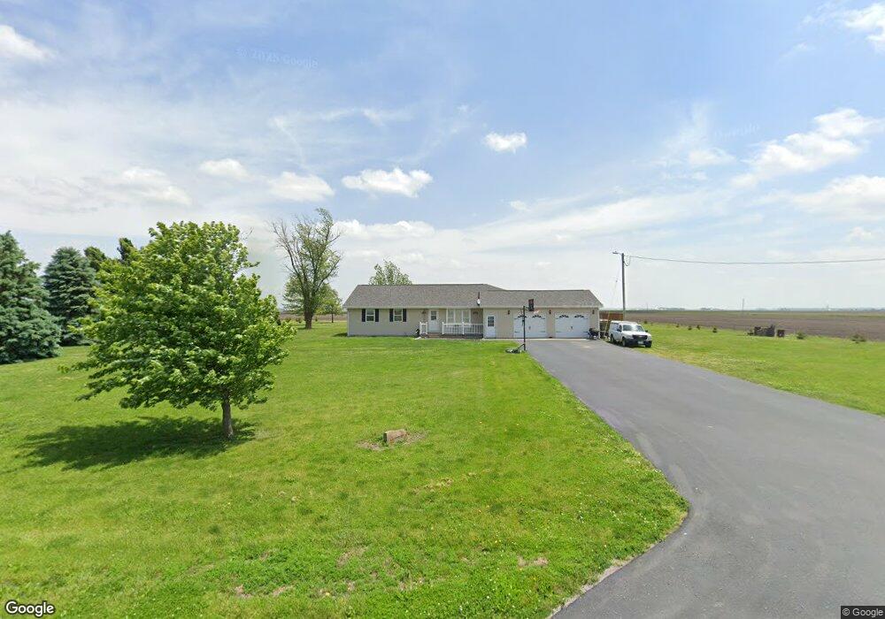 521 N County Road 1475 E, Tuscola, IL 61953 - photo 1