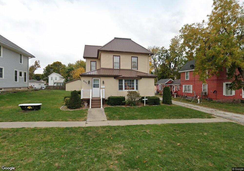 607 S 2nd Ave W, Newton, IA 50208 - photo 1