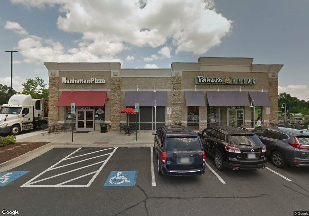 25042 Riding Plaza, Chantilly, VA 20152 - photo 1