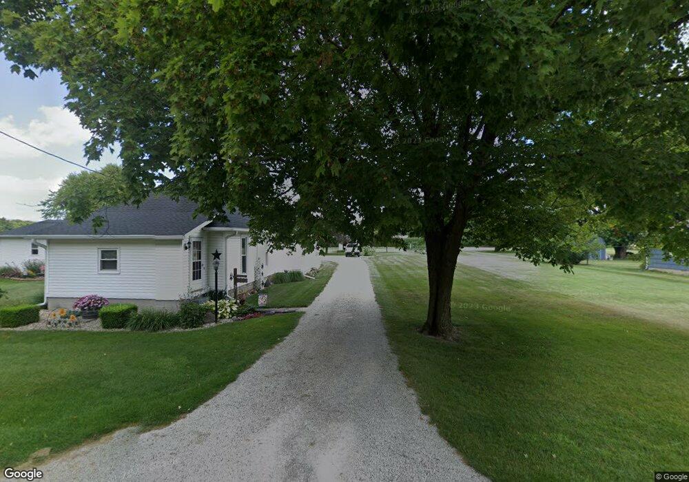 1055 Evergreen Ave, Huntington, IN 46750 - photo 1