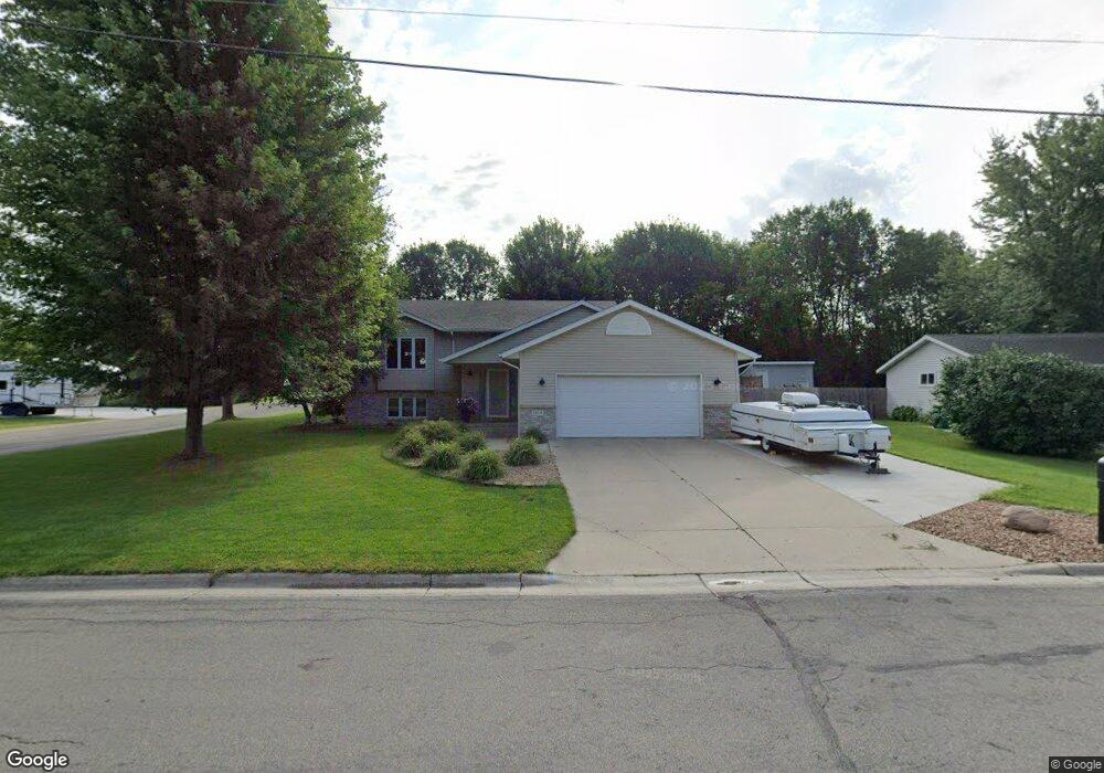 1614 Garfield Ave, Albert Lea, MN 56007 - photo 1