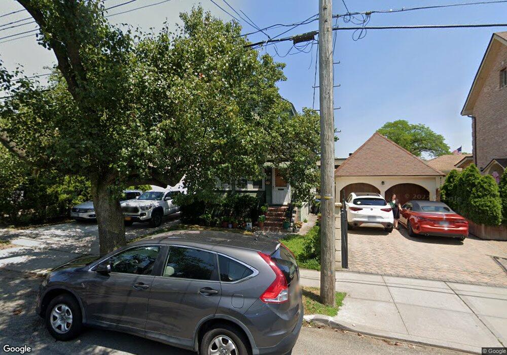 735 152nd St, Whitestone, NY 11357 - photo 1