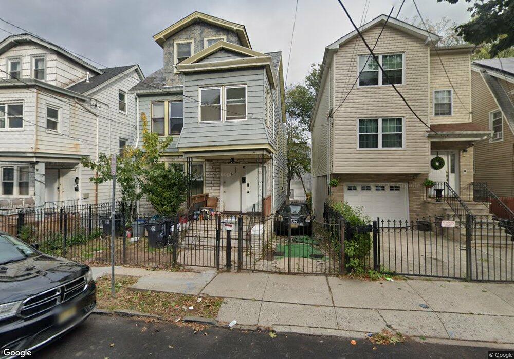 28 Salem St, Newark, NJ 07106 - photo 1