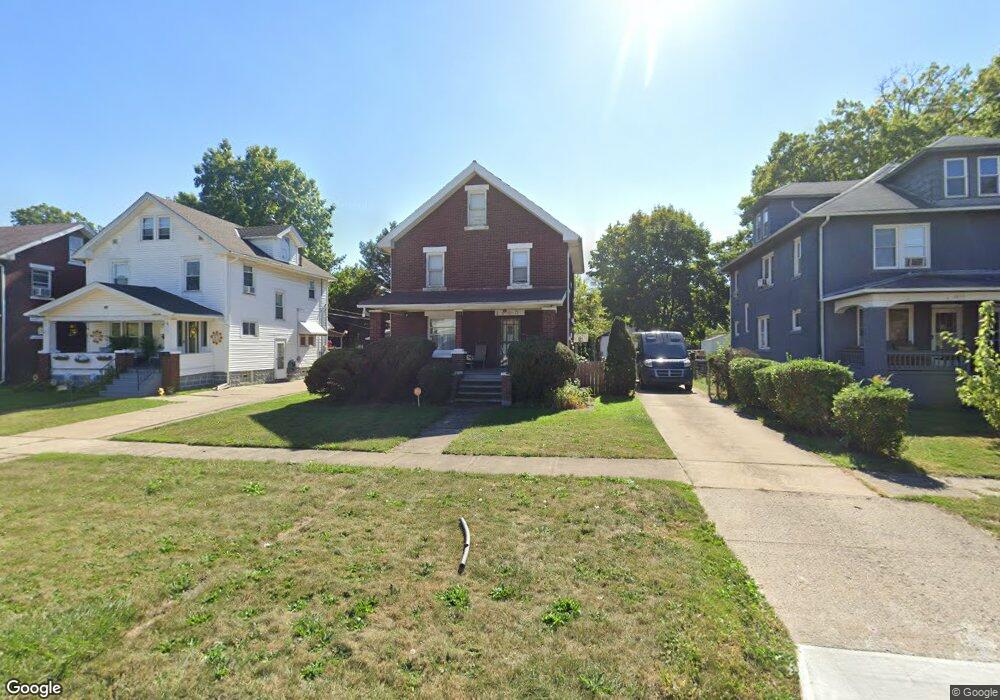 1810 E 33rd St, Lorain, OH 44055 - photo 1