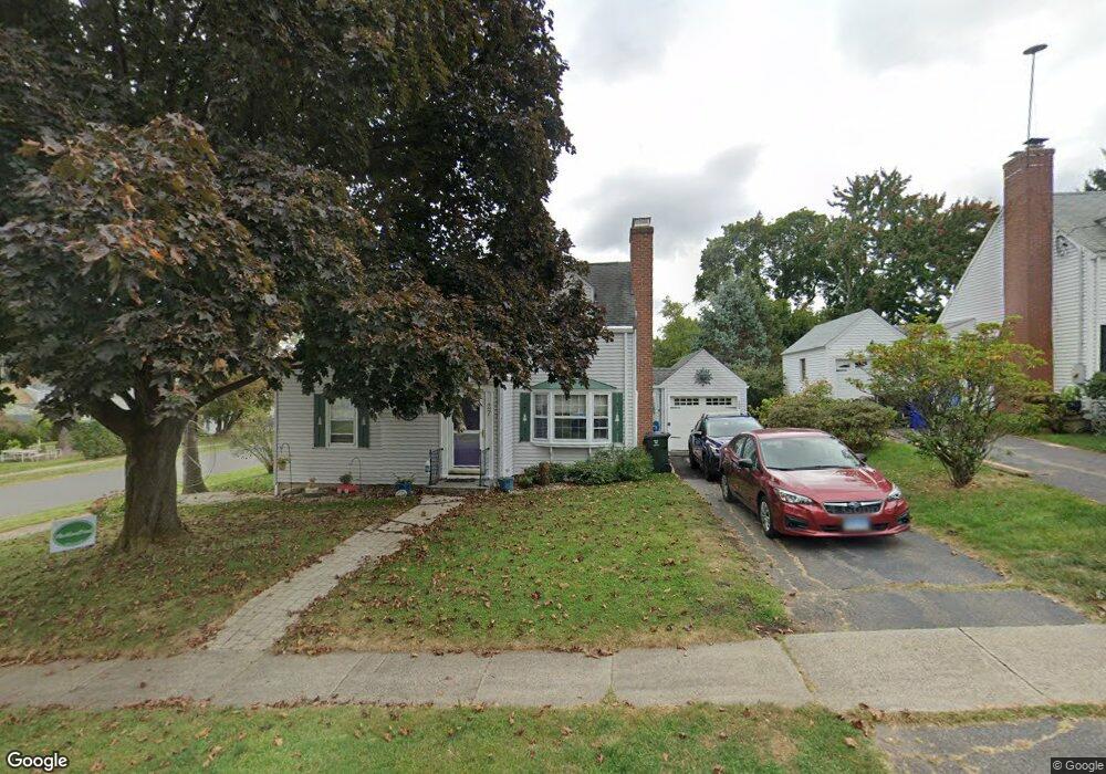 27 Crosshill Rd, West Hartford, CT 06107 - photo 1