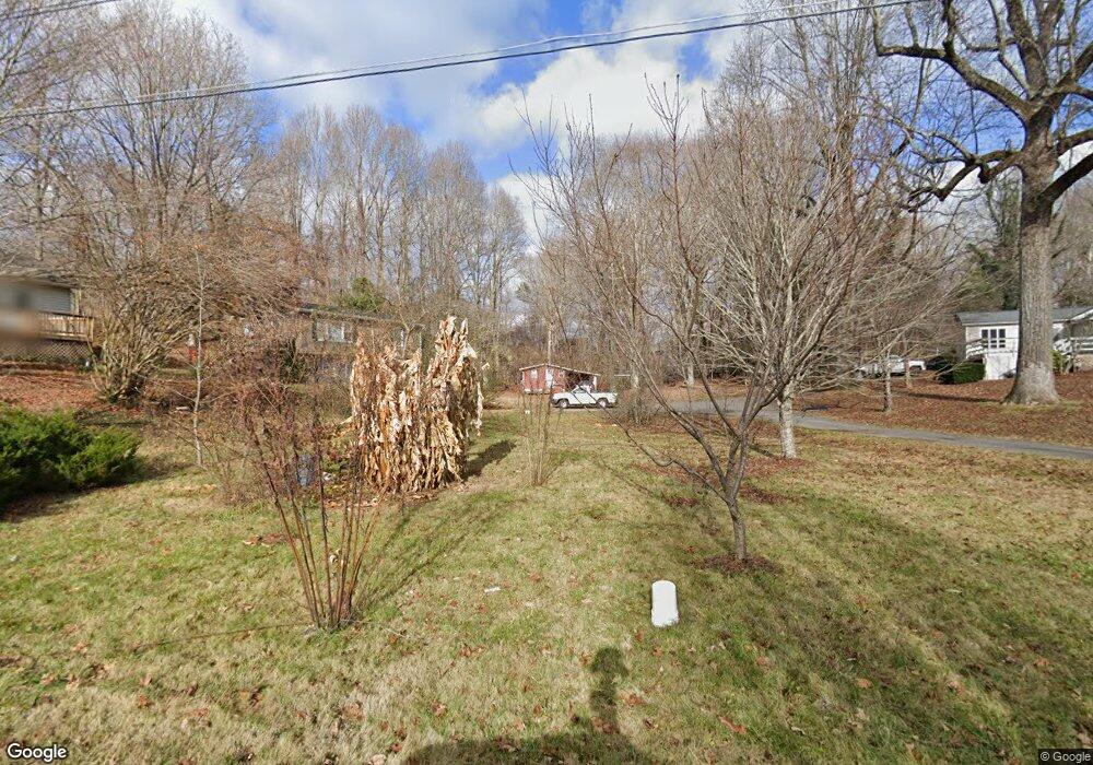 2305 Abbott Dr, Johnson City, TN 37601 - photo 1