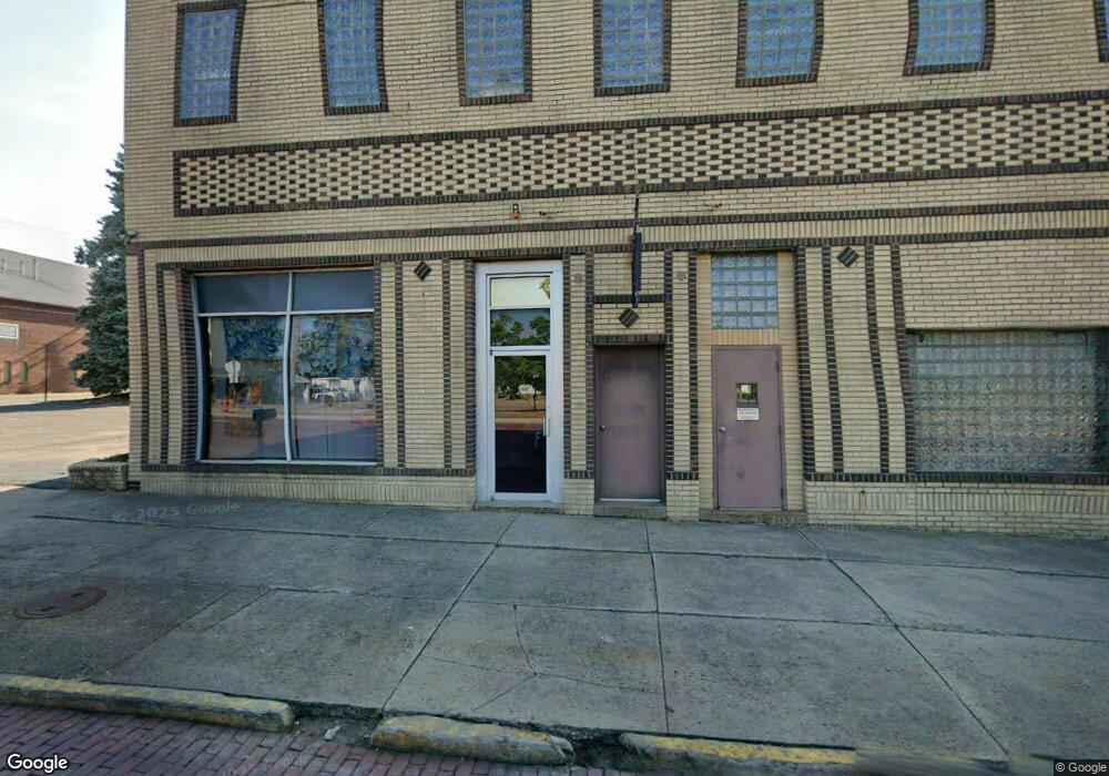 724 Cleveland Ave SW, Canton, OH 44702 - photo 1