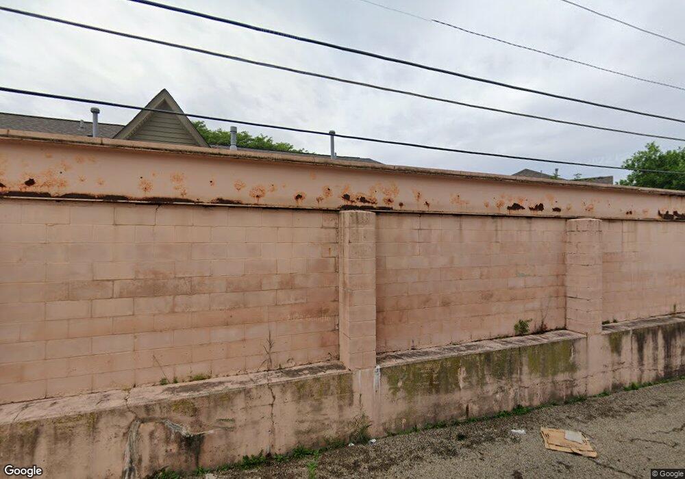 5816 Thada Ln, Columbus, OH 43229 - photo 1