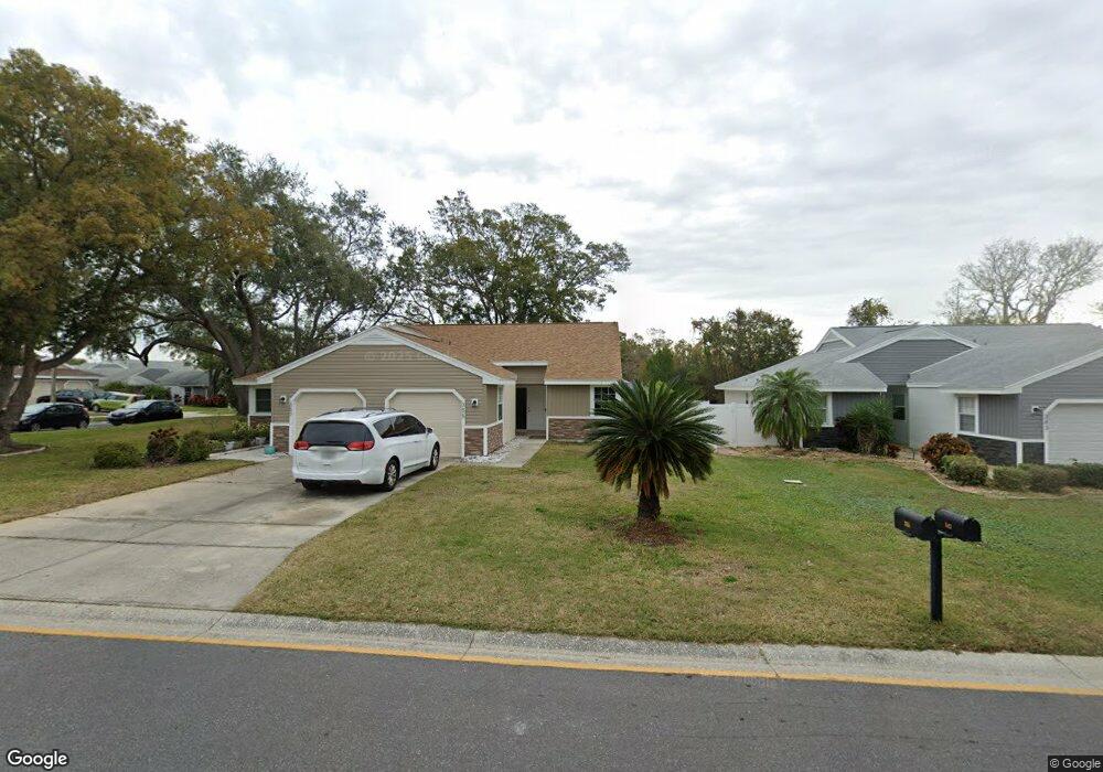 355 Hibiscus Dr, Palm Harbor, FL 34684 - photo 1