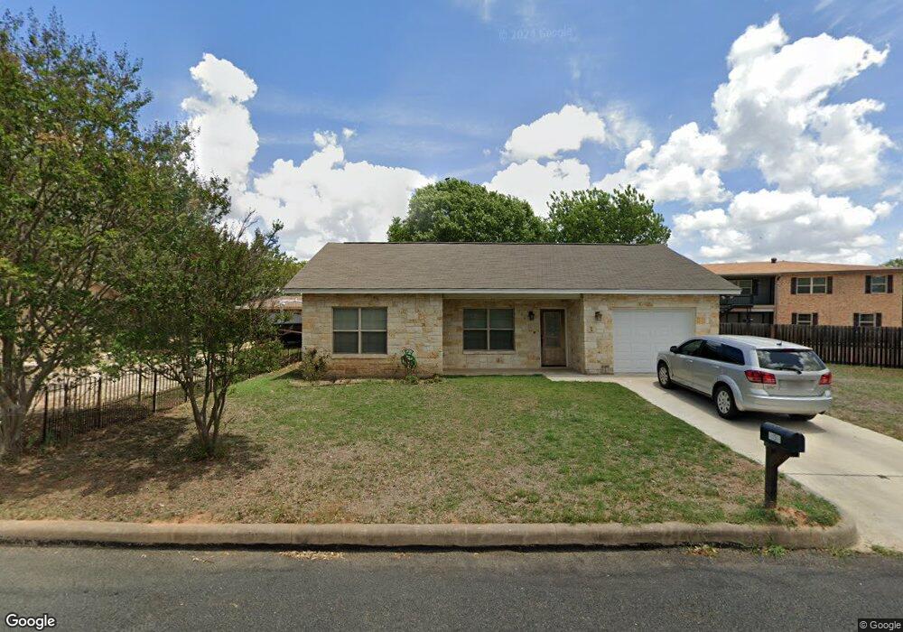 104 Seamoor Dr, Fredericksburg, TX 78624 - photo 1