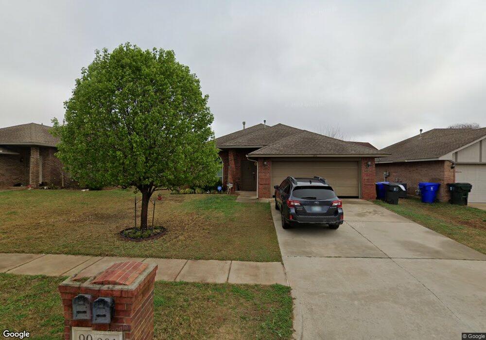 901 Caracara Dr, Norman, OK 73072 - photo 1