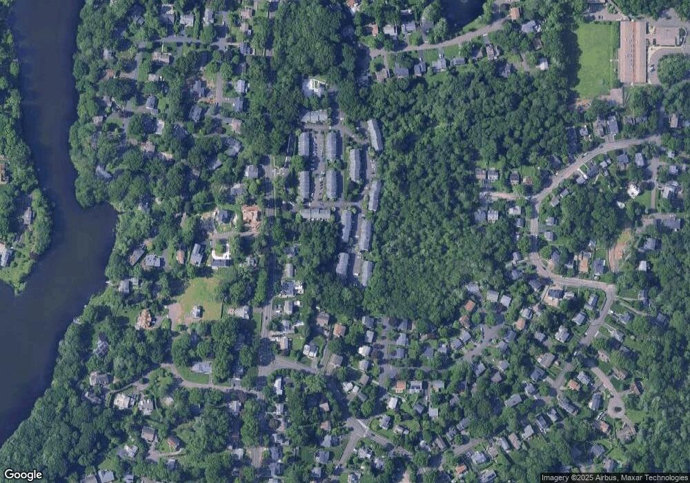 49 Stirrup Ln, Riverside, CT 06878 - photo 1