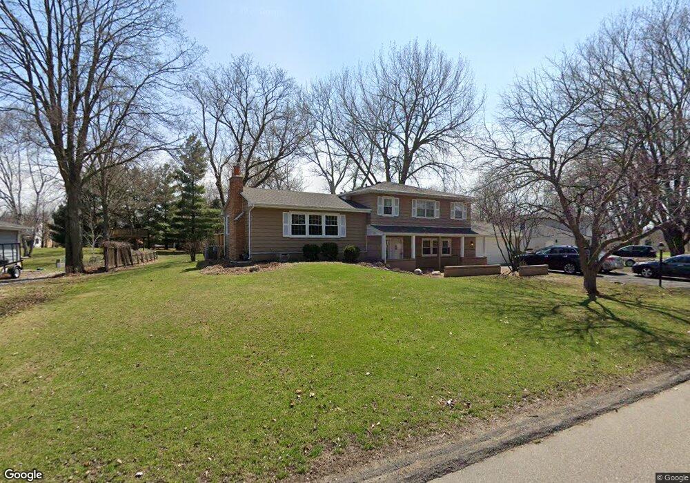 5069 Westmill Rd, Minnetonka, MN 55345 - photo 1