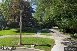 157 Robsart Place, Kenilworth, IL 60043