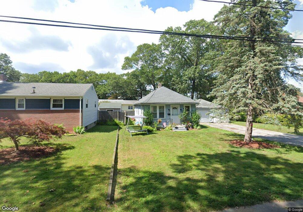 37 Warwick Lake Ave, Warwick, RI 02889 - photo 1