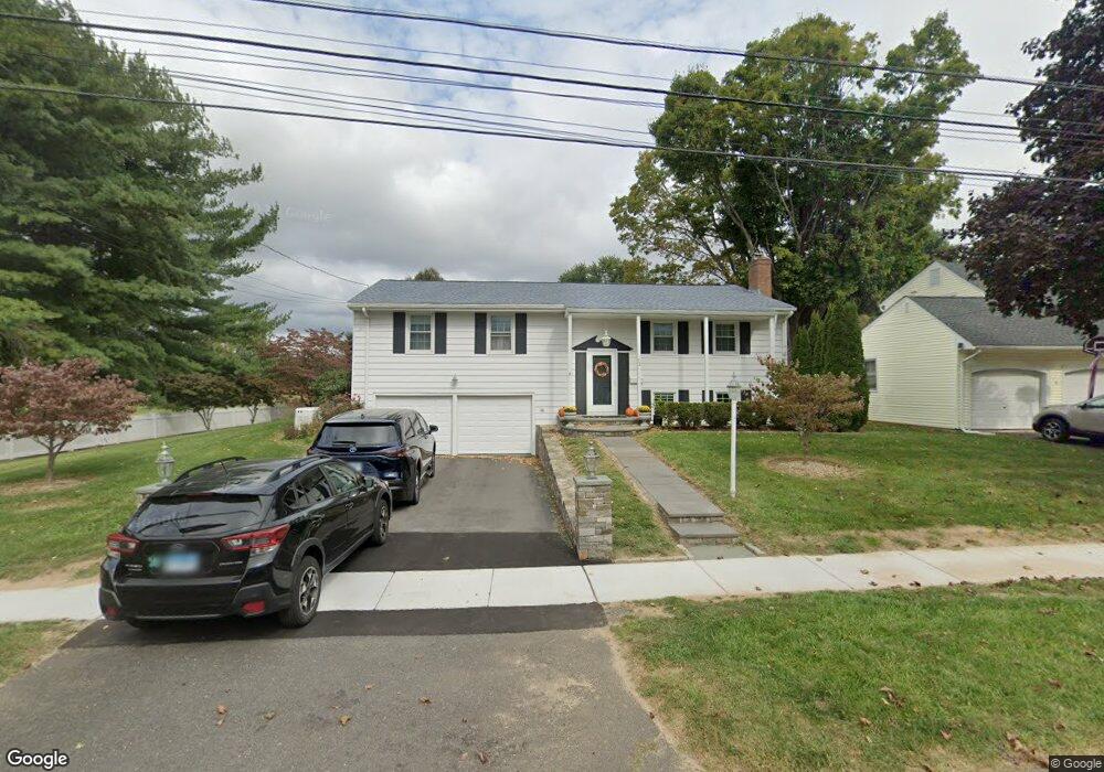 52 Conard Dr, West Hartford, CT 06107 - photo 1