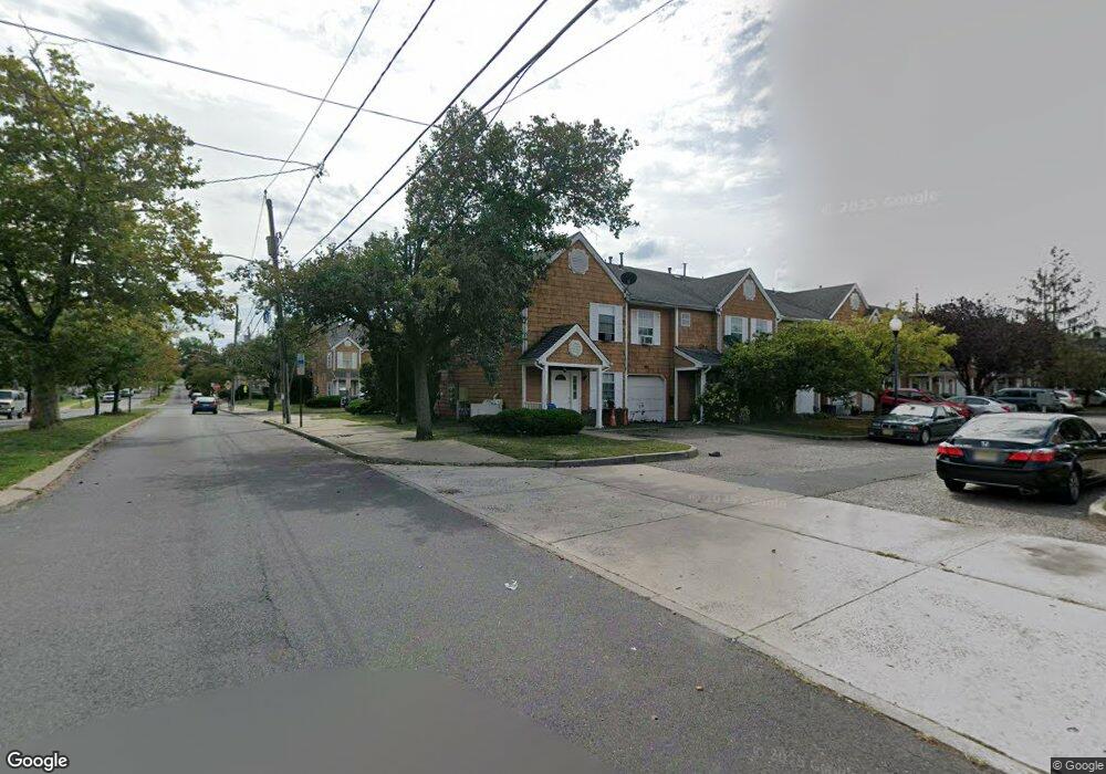 30 Delavan Ct, New Brunswick, NJ 08901 - photo 1