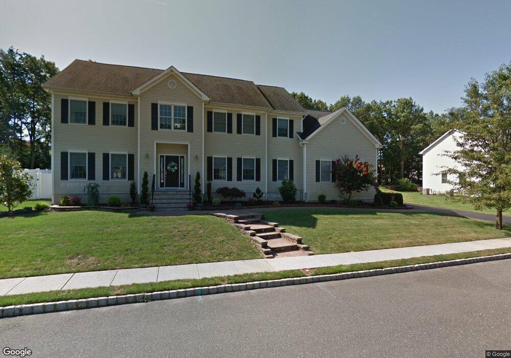 113 Mesa Verde Ln, Howell, NJ 07731 - photo 1