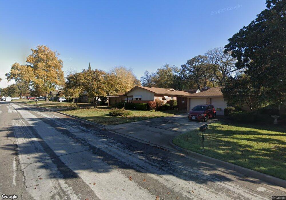 1120 Valley View Dr, Hurst, TX 76053 - photo 1