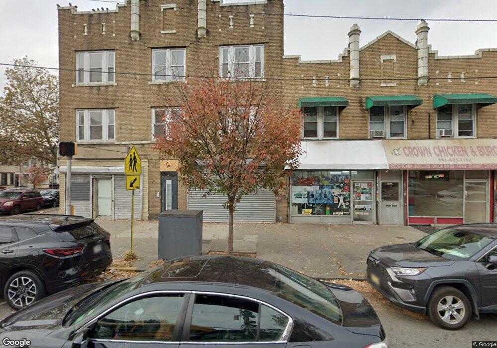 2321 John F. Kennedy Blvd unit 3, Jersey City, NJ 07304 - photo 1