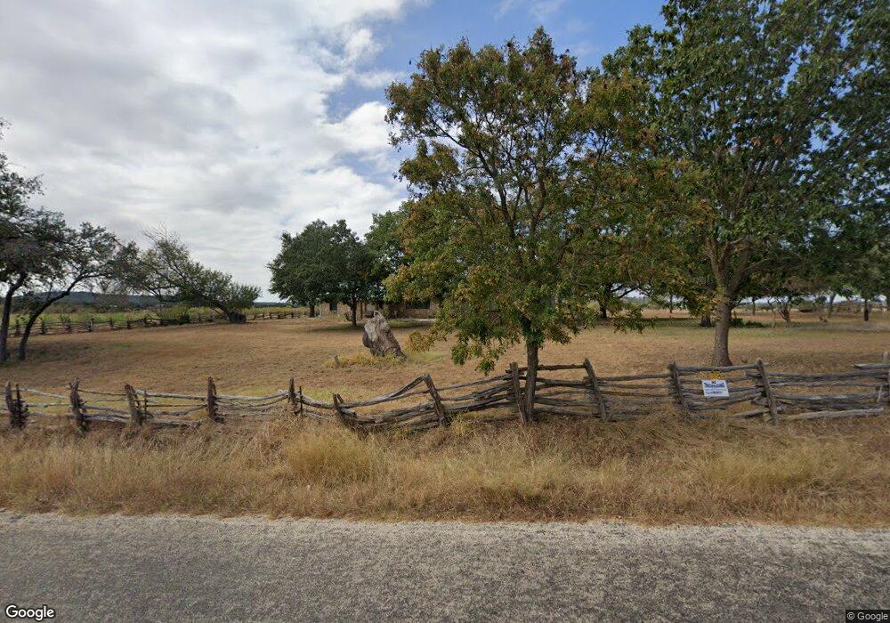 393 Loudon Rd, Fredericksburg, TX 78624 - photo 1