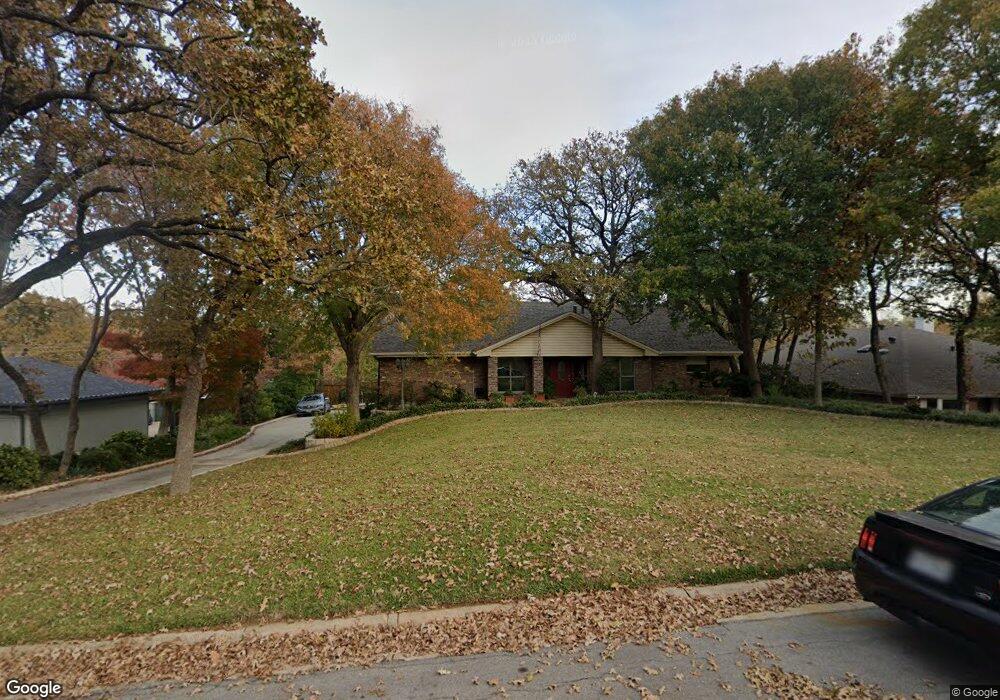 1309 Tanglewood Trail, Euless, TX 76040 - photo 1