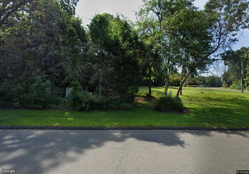 6 Cottage Rd, Enfield, CT 06082 - photo 1