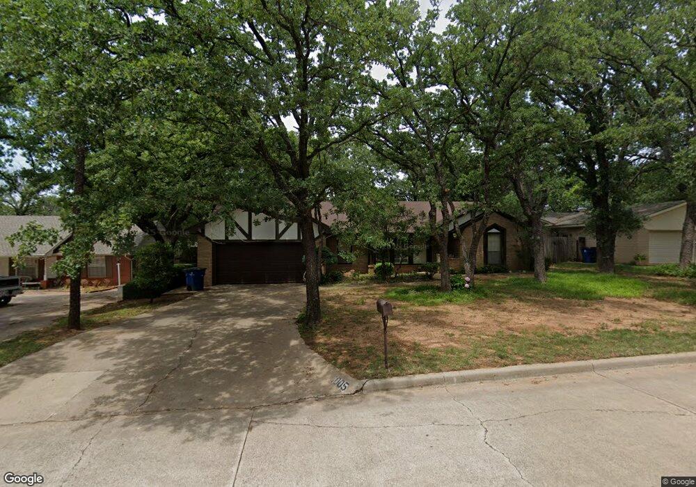 1005 Oakview Dr, Duncan, OK 73533 - photo 1