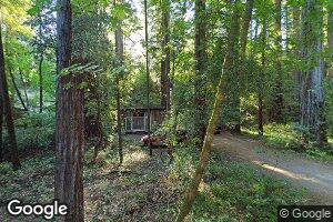 175 Oakridge Dr, Redway, CA 95560
