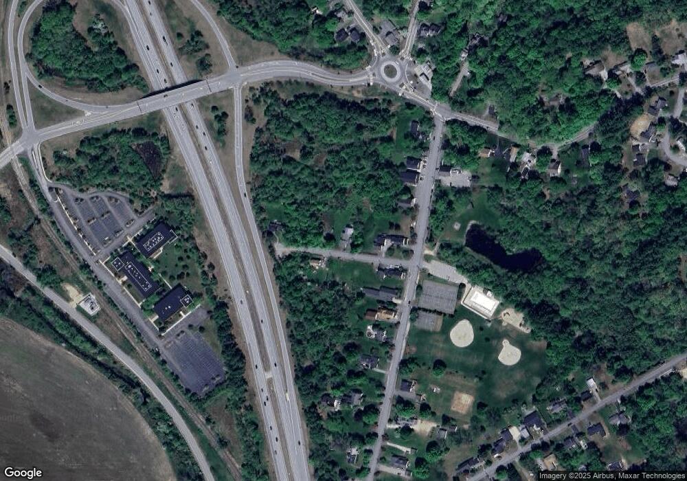 8 Carpenter St, Concord, NH 03301 - photo 1