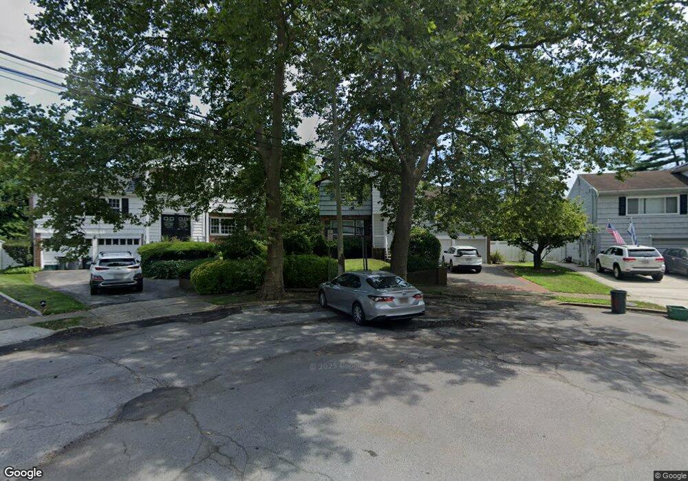 2038 Ripley Ln, Merrick, NY 11566 - photo 1