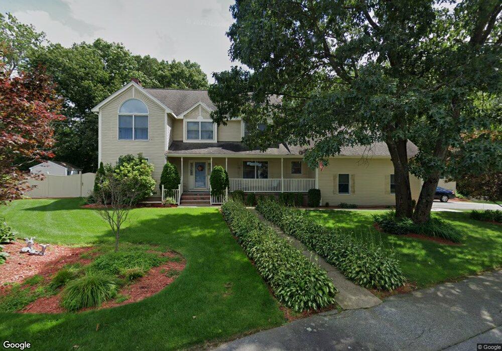 2 Gilda Cir, Woburn, MA 01801 - photo 1