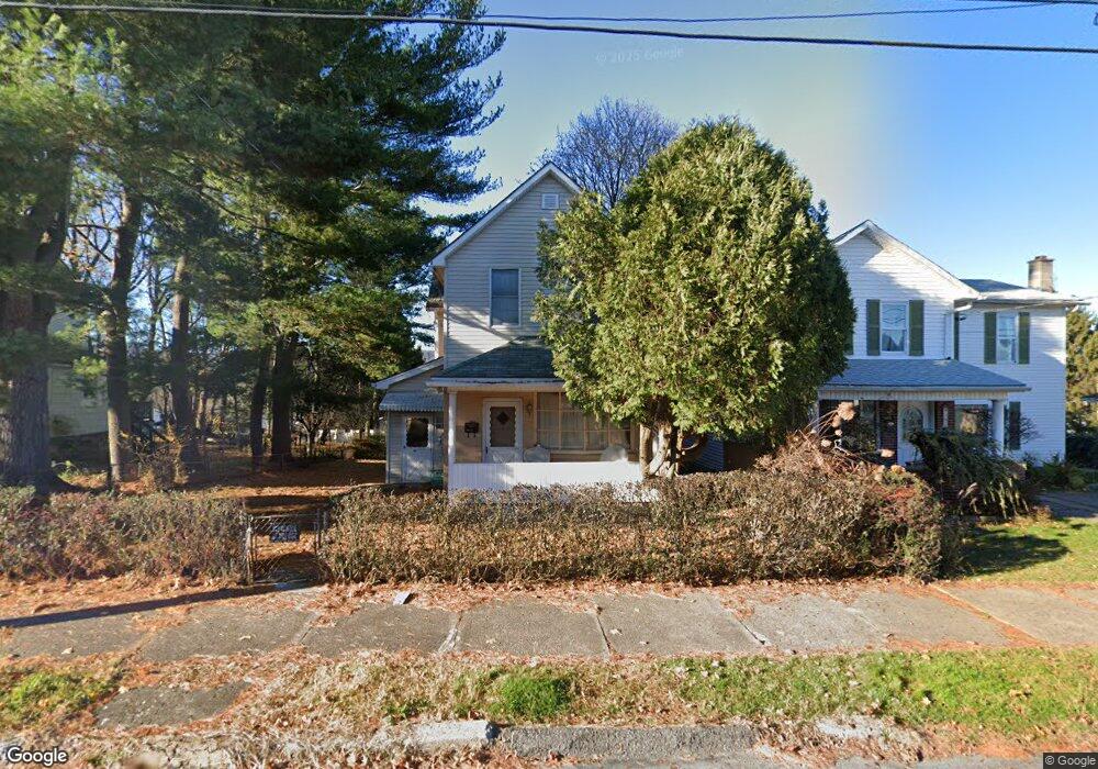 138 E Noble St, Nanticoke, PA 18634 - photo 1