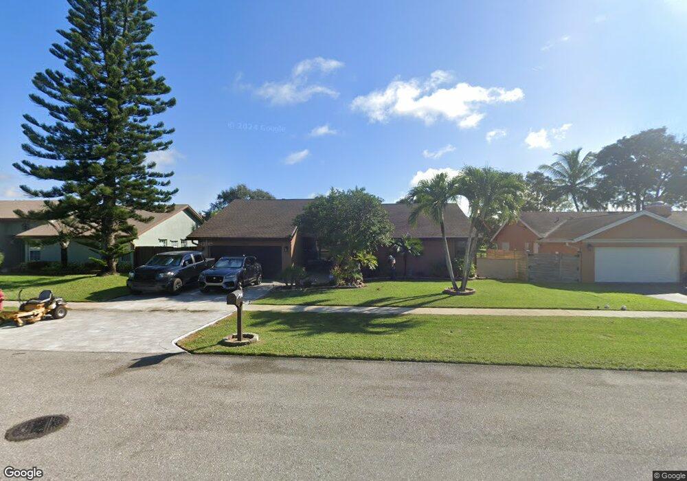 9746 Richmond Cir, Boca Raton, FL 33434 - photo 1