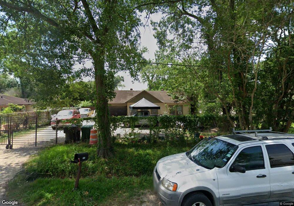 1922 Eubanks St, Houston, TX 77093 - photo 1