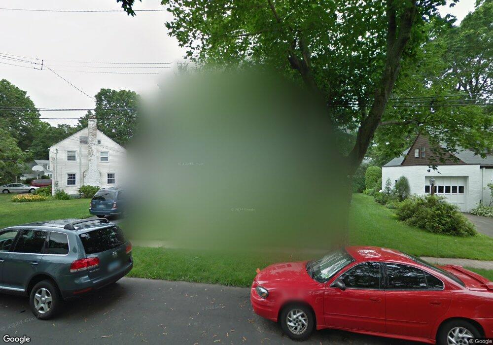 61 Edgemere Rd, Hamden, CT 06517 - photo 1