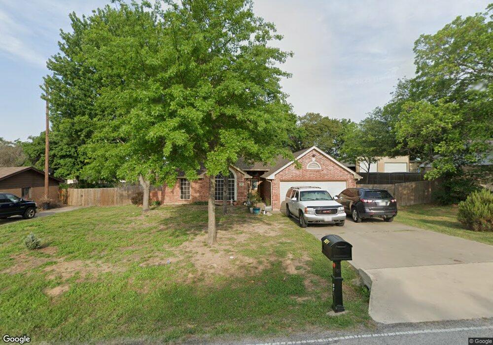 801 Vickie Dr, Azle, TX 76020 - photo 1
