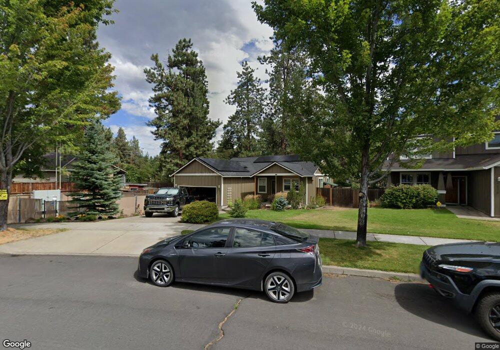 19877 Duck Call Ln, Bend, OR 97702 - photo 1