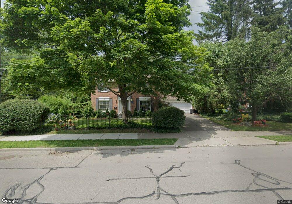 207 Grosse Pointe Blvd, Grosse Pointe Farms, MI 48236 - photo 1