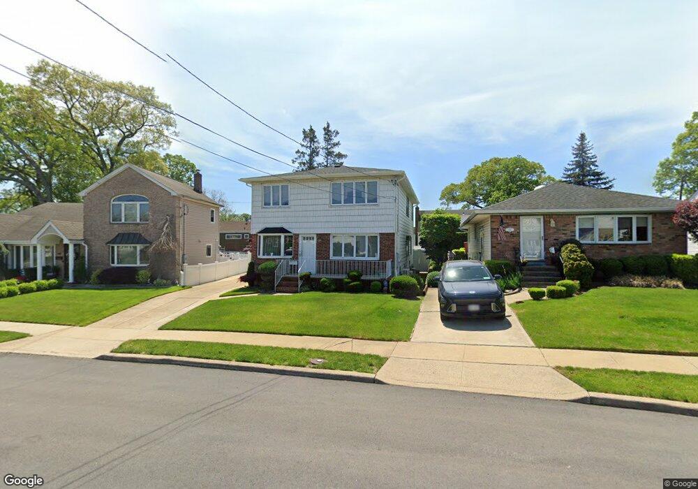 885 Adams Ave, Franklin Square, NY 11010 - photo 1