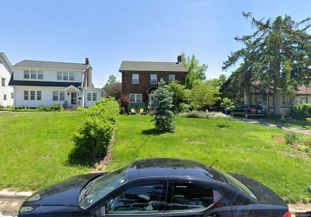 2451 5th Ave SE, Cedar Rapids, IA 52403 - photo 1