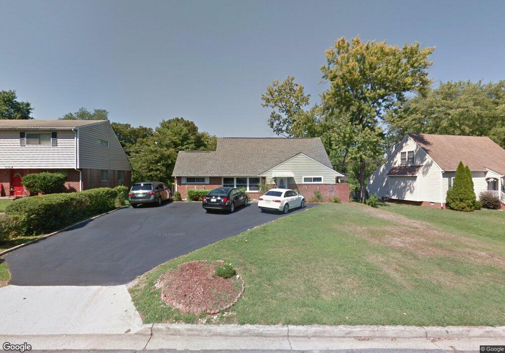 1316 Andover Rd, Henrico, VA 23229 - photo 1